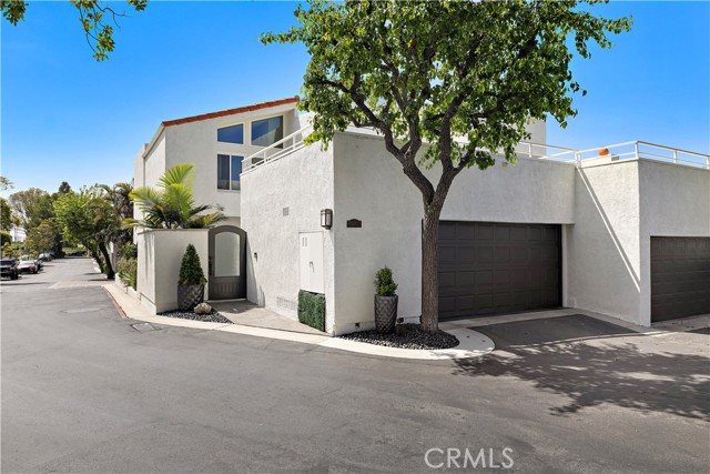 Detail Gallery Image 43 of 46 For 23 Canyon Crest, Corona Del Mar,  CA 92625 - 3 Beds | 2/1 Baths