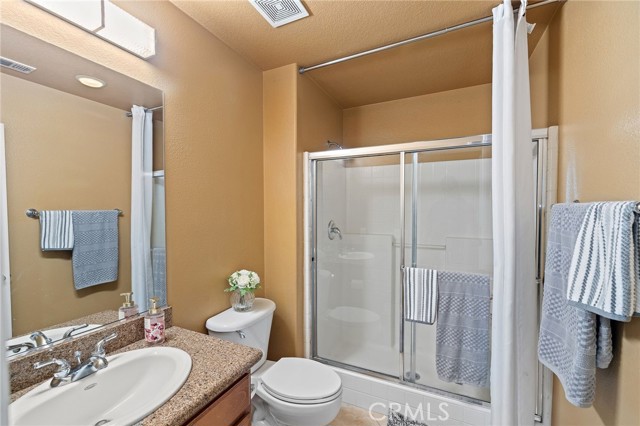 2394 Old Heritage Road, Riverside CA: https://media.crmls.org/medias/c6cc346d-12ed-48cf-839b-374dd6b7f16f.jpg