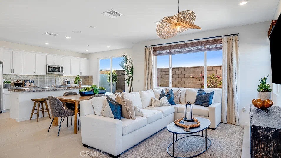 3261 Silo Paseo