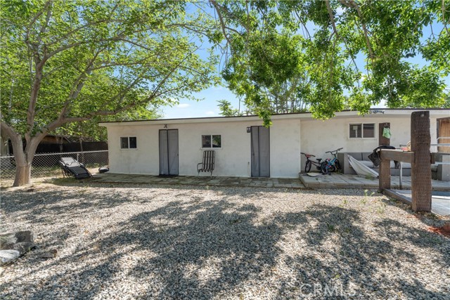10004 E Avenue S10, Littlerock CA: https://media.crmls.org/medias/c6cd892d-a171-4724-a932-0aa1c19a97aa.jpg