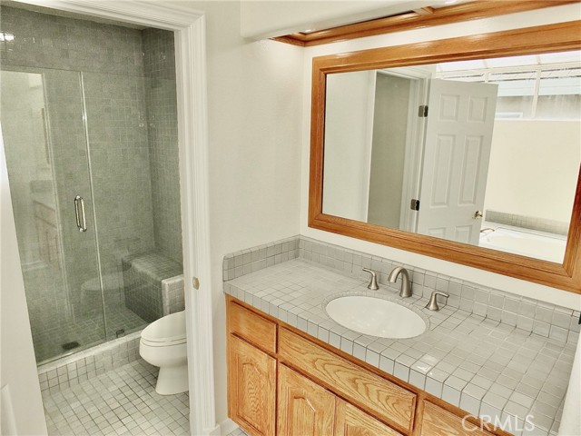 6225 Napoli Court, Long Beach CA: https://media.crmls.org/medias/c6ced5a9-0b39-49fe-81d6-aa5b1ad09cc7.jpg