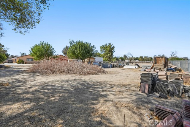 Detail Gallery Image 12 of 67 For 9555 E Avenue T14, Littlerock,  CA 93543 - 4 Beds | 3 Baths