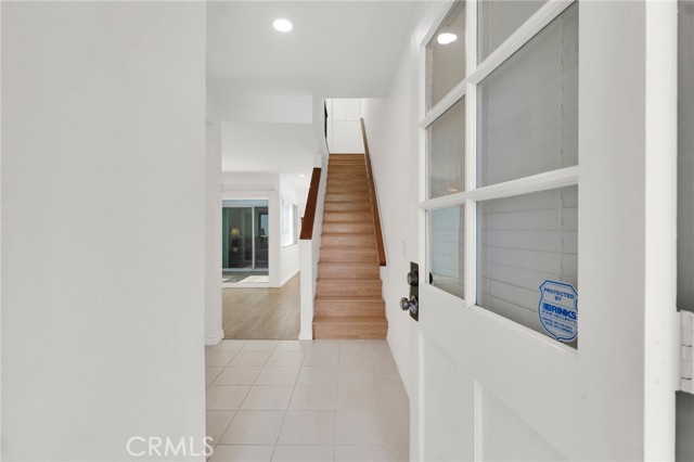 Detail Gallery Image 3 of 33 For 5835 Etiwanda Ave, Tarzana,  CA 91356 - 2 Beds | 2/1 Baths