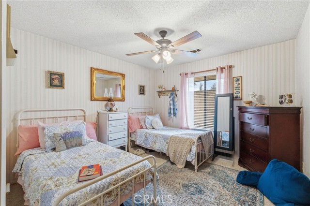 Detail Gallery Image 25 of 36 For 6479 N Blosser, Fresno,  CA 93711 - 4 Beds | 3 Baths