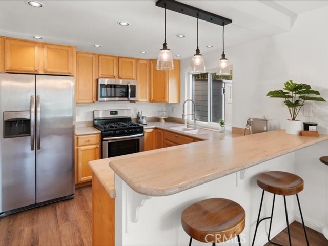 2157 Pacific Avenue, Costa Mesa CA: https://media.crmls.org/medias/c6d0619d-a488-4ba5-aff2-6358257d9ac3.jpg