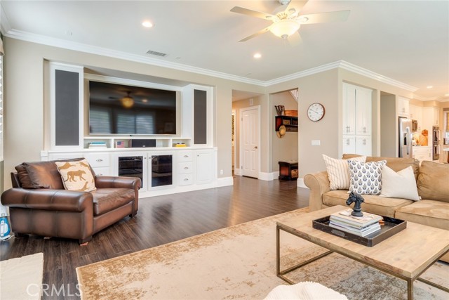 Detail Gallery Image 31 of 38 For 8096 Finch St, Corona,  CA 92880 - 6 Beds | 3 Baths