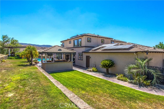 Detail Gallery Image 48 of 72 For 2109 Canyon View Ln, Redlands,  CA 92373 - 4 Beds | 4 Baths