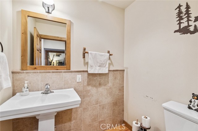 Detail Gallery Image 17 of 59 For 39801 Woody Ln, Shaver Lake,  CA 93664 - 3 Beds | 2/1 Baths