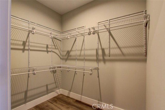 Detail Gallery Image 13 of 27 For 330 Salem #301,  Glendale,  CA 91203 - 2 Beds | 2/1 Baths