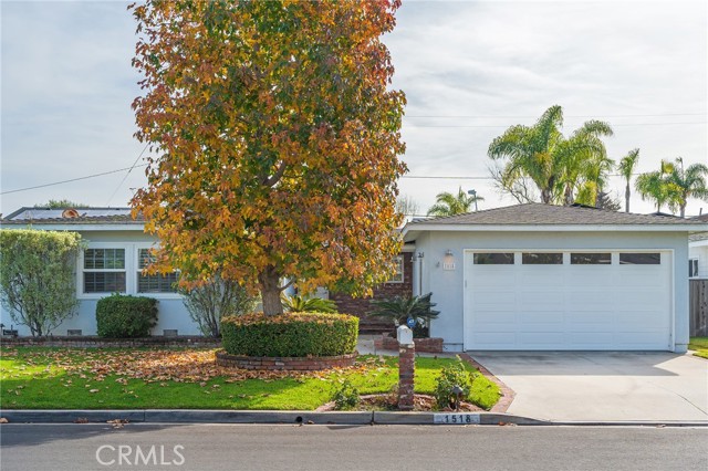 Detail Gallery Image 3 of 37 For 1518 Priscilla Ln, Newport Beach,  CA 92660 - 3 Beds | 3 Baths