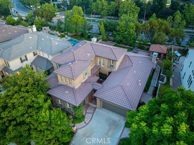26052 Shadow Rock Lane, Valencia CA: https://media.crmls.org/medias/c6d42e05-0161-4e4f-9eb5-a6efc4d12df8.jpg