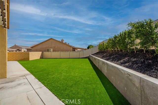 Detail Gallery Image 17 of 22 For 12913 Tehachapi St, Hesperia,  CA 92344 - 4 Beds | 3 Baths