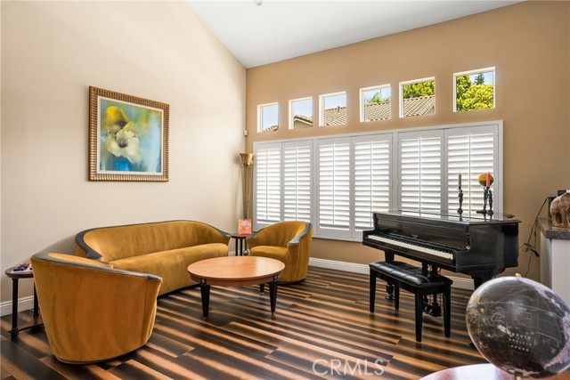 2461 Calle Montella, Tustin CA: https://media.crmls.org/medias/c6d64124-c2fb-43f8-b521-23594c0d0bc9.jpg
