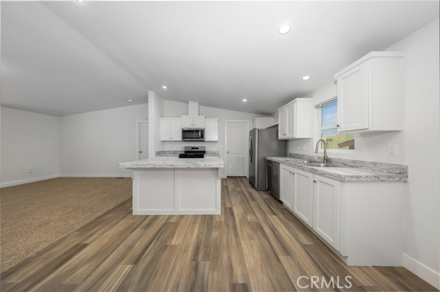 Detail Gallery Image 23 of 32 For 1855 E Riverside Dr #252,  Ontario,  CA 91761 - 3 Beds | 2 Baths