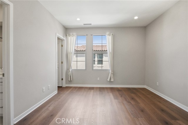 Detail Gallery Image 14 of 20 For 197 Elkhorn, Irvine,  CA 92618 - 3 Beds | 3/1 Baths