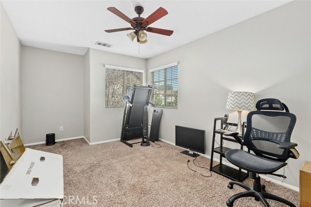 Detail Gallery Image 18 of 39 For 814 Pyramid Ct, Corona,  CA 92880 - 4 Beds | 2/1 Baths