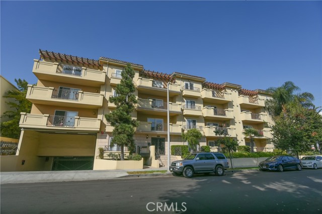 11911 Mayfield Ave #302, Los Angeles, CA 90049