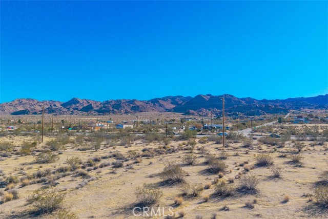 Detail Gallery Image 3 of 36 For 65810 29 Palms, Joshua Tree,  CA 92252 - – Beds | – Baths