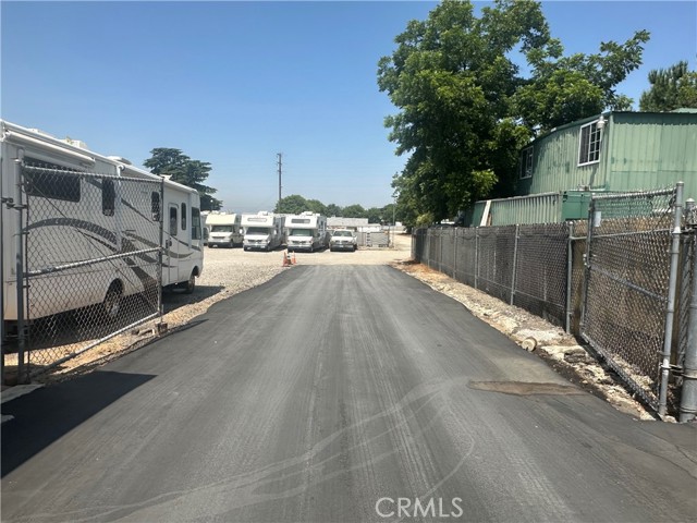 12618 3rd Street, Yucaipa CA: https://media.crmls.org/medias/c6d8000f-7e0b-4e33-8046-ceb6281c5711.jpg