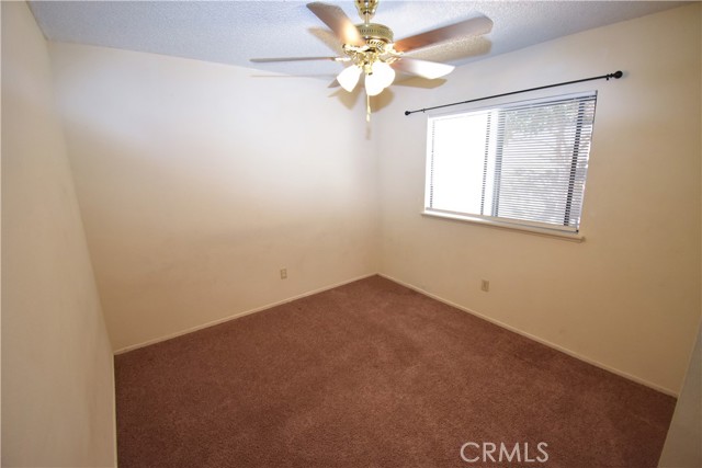 15588 Chaparral Street, Victorville CA: https://media.crmls.org/medias/c6d84e24-28c1-4f49-b84a-fe54b213e8a6.jpg