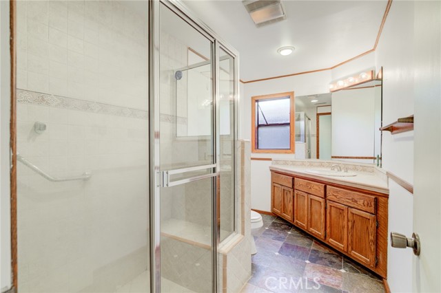 693 19th Street, Manhattan Beach, California 90266, 5 Bedrooms Bedrooms, ,1 BathroomBathrooms,Residential,Sold,19th,SB21194757