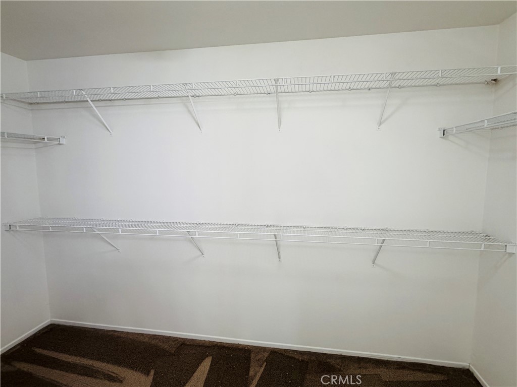 https://media.crmls.org/medias/c6da8cef-cc21-4cdb-ab0d-70821d570c34.jpg?preset=X-Large