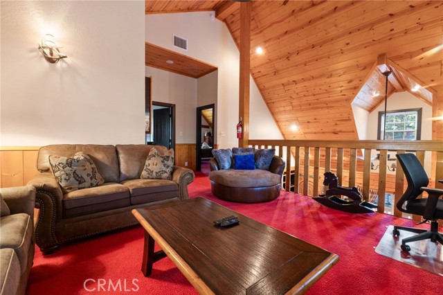 505 Barrett Way, Big Bear City CA: https://media.crmls.org/medias/c6dab148-2abd-4492-9667-0013055422e0.jpg