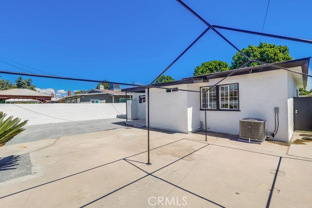 Detail Gallery Image 60 of 74 For 14423 Dumont Avenue, Norwalk,  CA 90650 - 2 Beds | 2 Baths