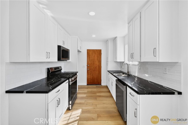 Detail Gallery Image 17 of 33 For 12032 Athens, Los Angeles,  CA 90061 - 3 Beds | 1 Baths