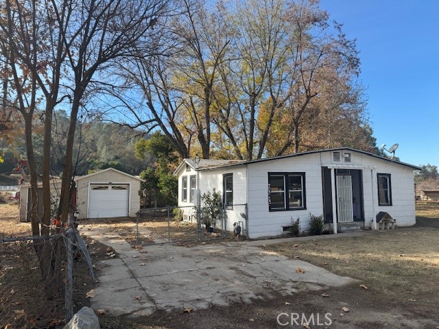 Detail Gallery Image 1 of 12 For 7050 Sycamore Rd, Atascadero,  CA 93422 - 2 Beds | 1 Baths