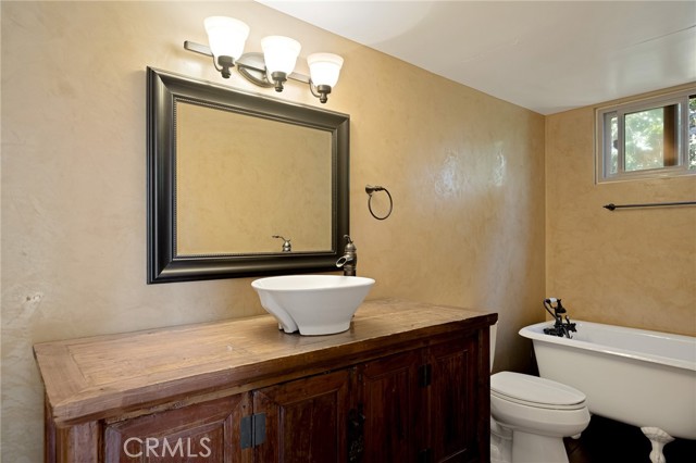 Detail Gallery Image 15 of 35 For 27711 Alpen Dr, Lake Arrowhead,  CA 92352 - 3 Beds | 3 Baths