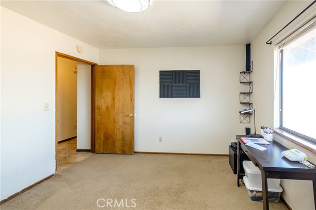 21186 Standing Rock Avenue, Apple Valley CA: https://media.crmls.org/medias/c6dde57c-b159-45a7-84f5-c67795e94674.jpg
