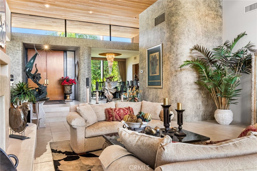 MLS #SW25259765 image #2