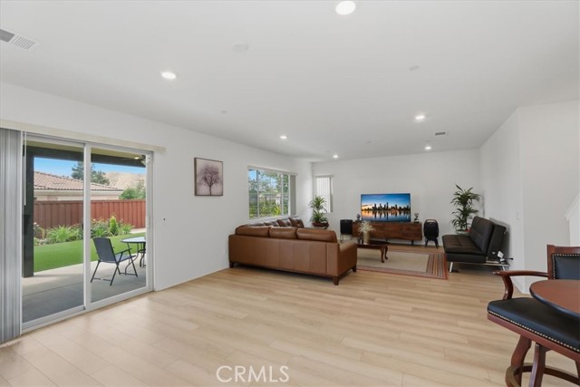 Detail Gallery Image 14 of 50 For 29259 Alamitos, Menifee,  CA 92585 - 4 Beds | 3 Baths