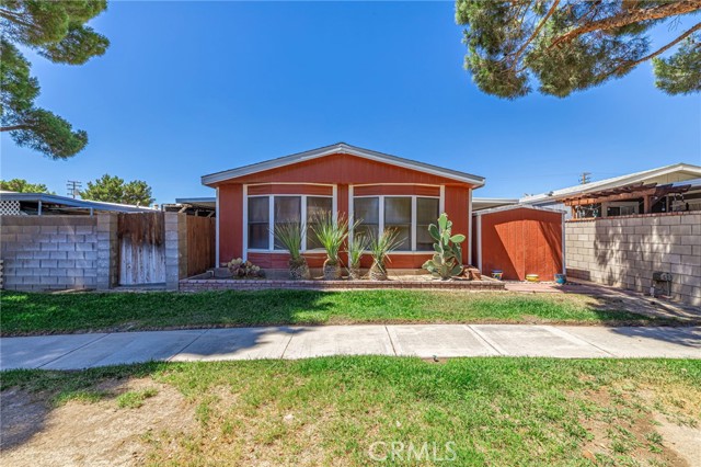 Detail Gallery Image 5 of 41 For 48303 W 20th Street #181,  Lancaster,  CA 93534 - 3 Beds | 2 Baths