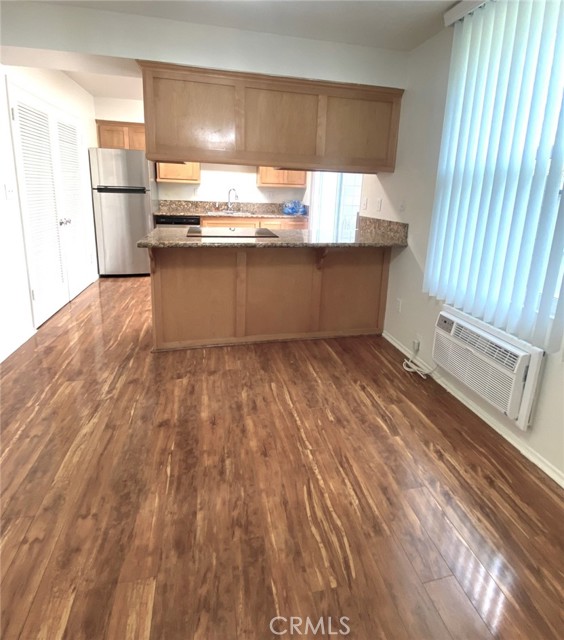 Detail Gallery Image 14 of 46 For 1582 Mitchell, Tustin,  CA 92780 - 2 Beds | 2/1 Baths