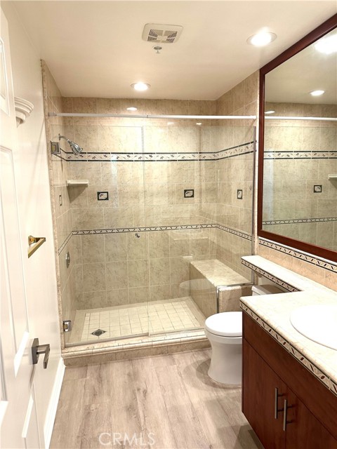 Detail Gallery Image 8 of 25 For 2243 Martin #117,  Irvine,  CA 92612 - 2 Beds | 2 Baths