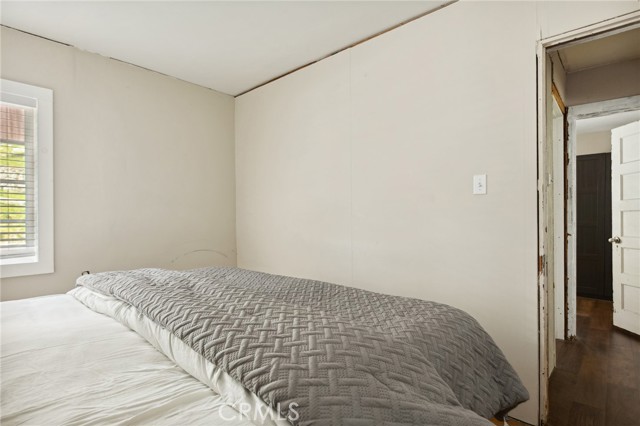 725 Golden, Lake Arrowhead, CA 92352