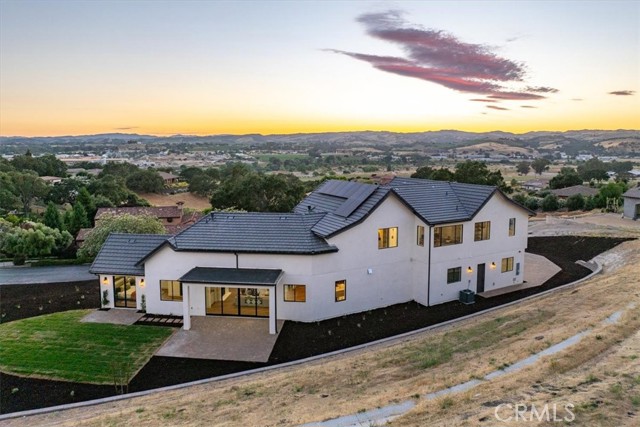 Detail Gallery Image 66 of 75 For 2480 Iron Stone Loop, Templeton,  CA 93465 - 4 Beds | 4 Baths