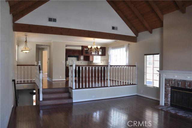 1713 Goodman Avenue, Redondo Beach CA: https://media.crmls.org/medias/c6e79f8b-0921-4591-a205-db17ef09448d.jpg