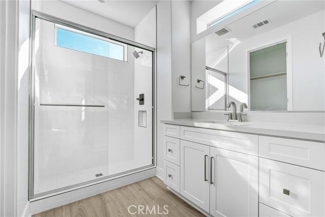 27409 Creekwood Lane, Valencia CA: https://media.crmls.org/medias/c6e7dec3-800a-41ad-a686-9149a536e4fb.jpg