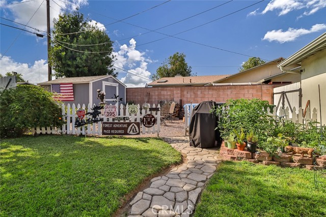 2289 Kelsey Street, Simi Valley CA: https://media.crmls.org/medias/c6e7def6-6f3d-4c5d-9e3b-fa62af874d8f.jpg