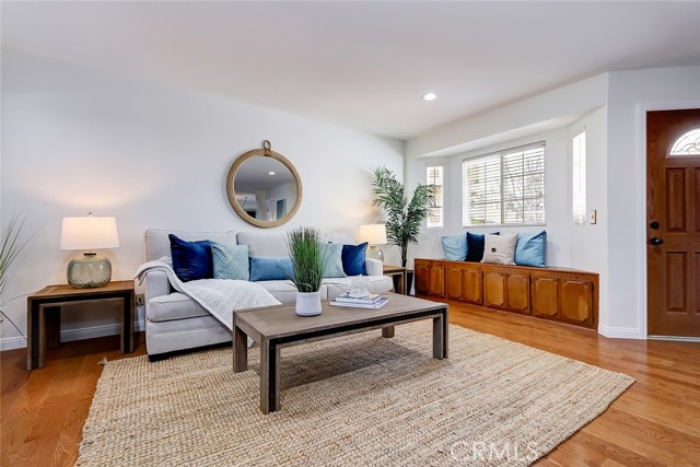 2106 Mackay Lane, Redondo Beach, California 90278, 3 Bedrooms Bedrooms, ,2 BathroomsBathrooms,Residential,Sold,Mackay,SB23016417