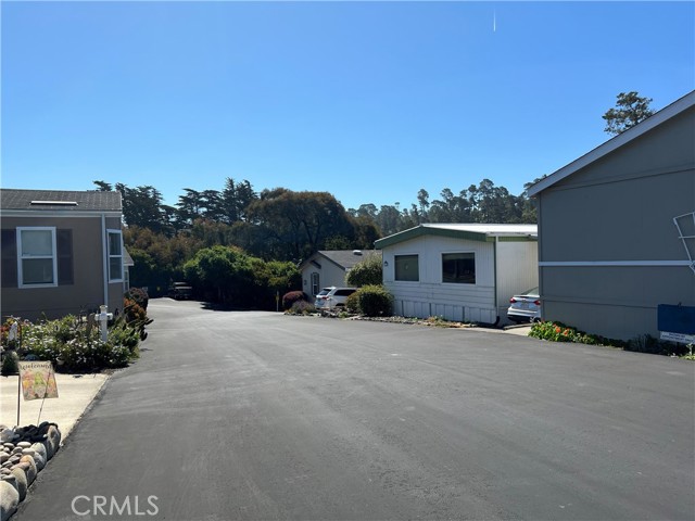 Detail Gallery Image 8 of 60 For 1226 Main St #14,  Cambria,  CA 93428 - 3 Beds | 2 Baths