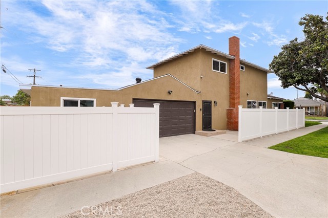 6164 Lorelei Avenue, Lakewood CA: https://media.crmls.org/medias/c6e9129f-e855-4519-9d68-0ff0e27deab3.jpg