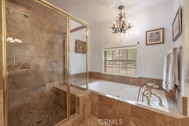 42385 Fox Farm Road, Big Bear Lake CA: https://media.crmls.org/medias/c6e96dc7-47a4-4111-baae-78206a620daa.jpg