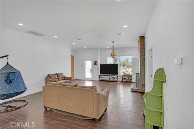 Detail Gallery Image 48 of 75 For 21981 Palm Ln, Perris,  CA 92570 - 8 Beds | 5 Baths