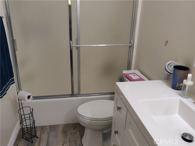 8901 Serapis Avenue, Downey CA: https://media.crmls.org/medias/c6e9d7f0-321d-4982-bcdc-4f5467ab708a.jpg