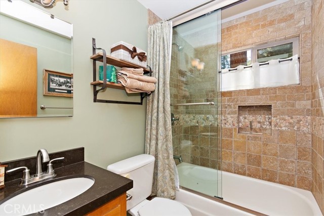 Detail Gallery Image 27 of 43 For 740 Cove Dr, Big Bear Lake,  CA 92315 - 3 Beds | 2 Baths
