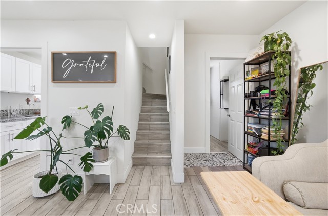 Image 18 of 28 For 8317 Whittier